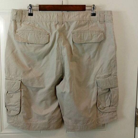 Big Sky Outfitters khaki cargo shorts - Picture 4 of 8
